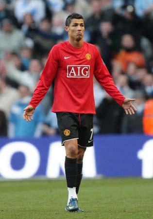 黄健翔：我们的女足与强队之间最大的差距就是身体条件